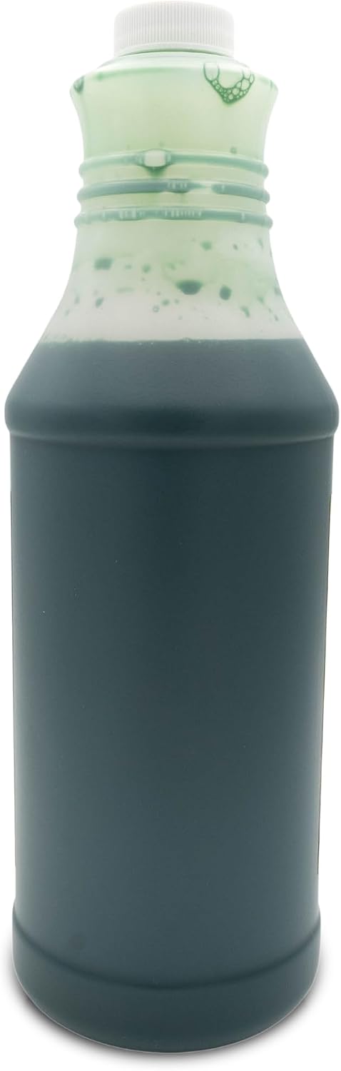 vetr Dog Repair Grass Paint, 32 oz - Pet Safe Lawn Color, Rainproof, Made in USA